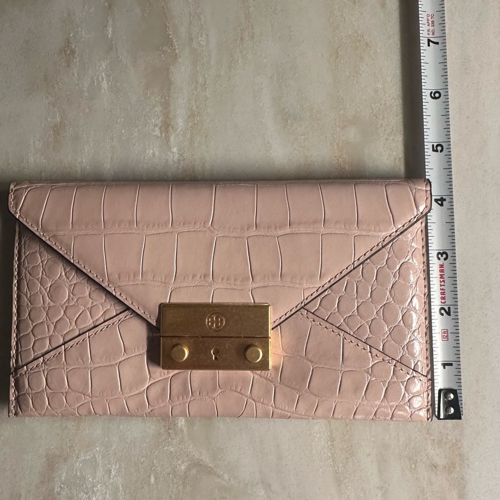 Tory Burch Juliette Envelope Wallet NWT - Picture 6 of 9